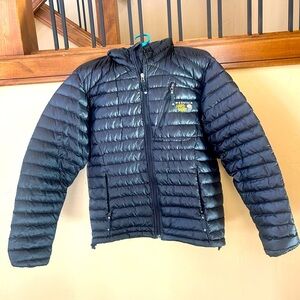 Mountain hardware men’s down jacket size M